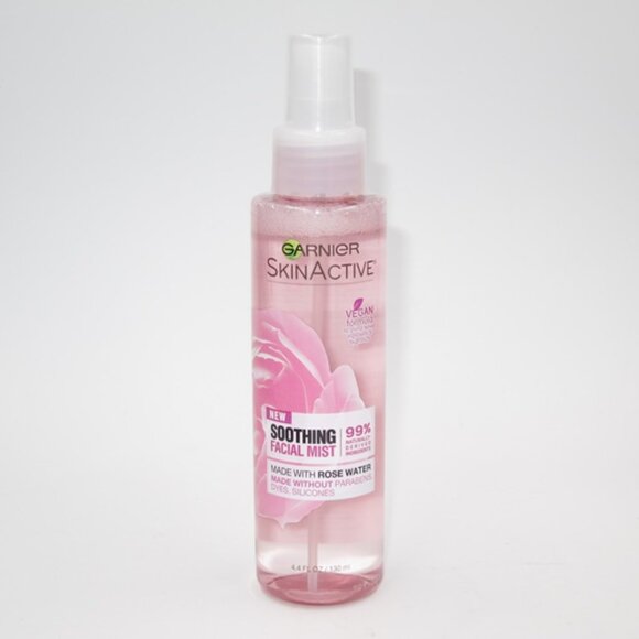 GARNIER SKINACTIVE 🌹Rose Water Soothing Facial Mist 💧VEGAN formula 🌱 4.4oz - Picture 1 of 5
